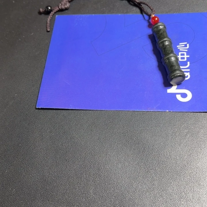 和田玉未镶嵌颈饰心****?