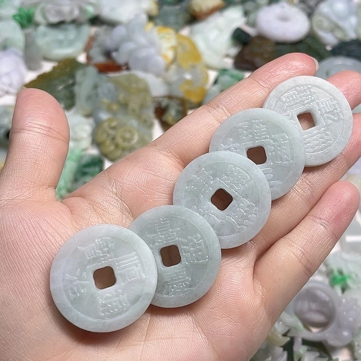 定制翡翠未镶嵌翡翠