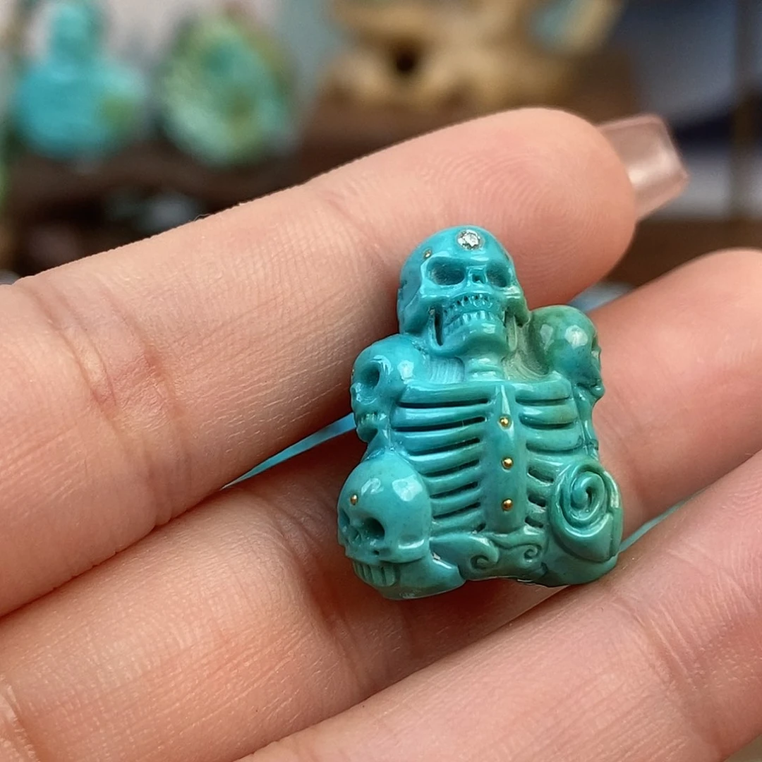 绿松石雕刻未镶嵌