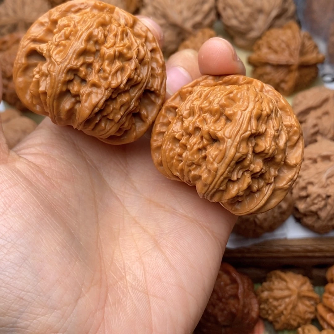 文玩核桃把件201号45白