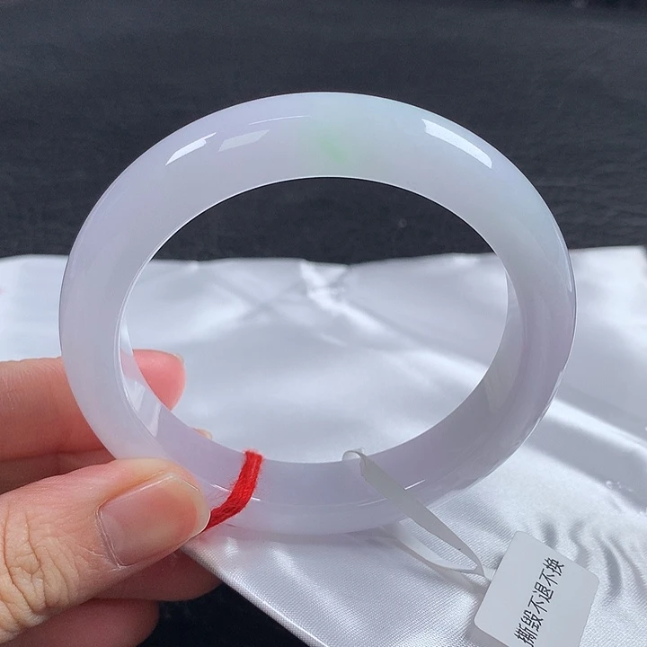 翡翠未镶嵌手镯