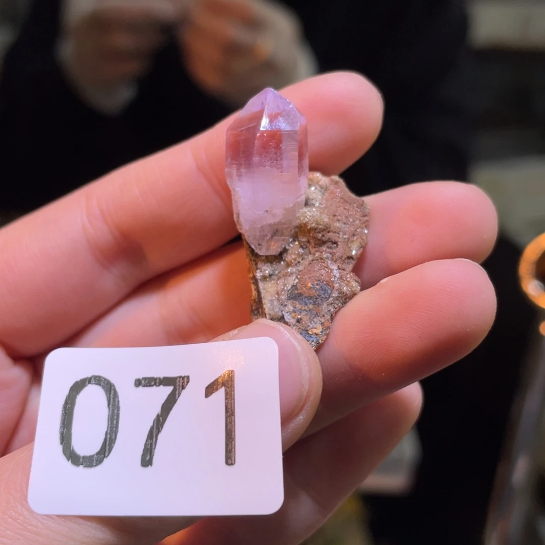 未镶嵌水晶珠宝半成品