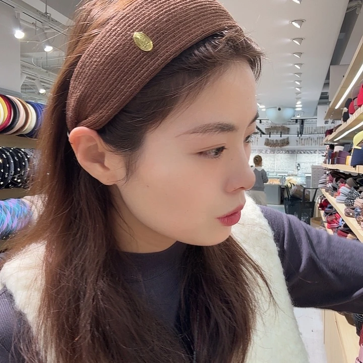 布艺非金属咖色宽发箍