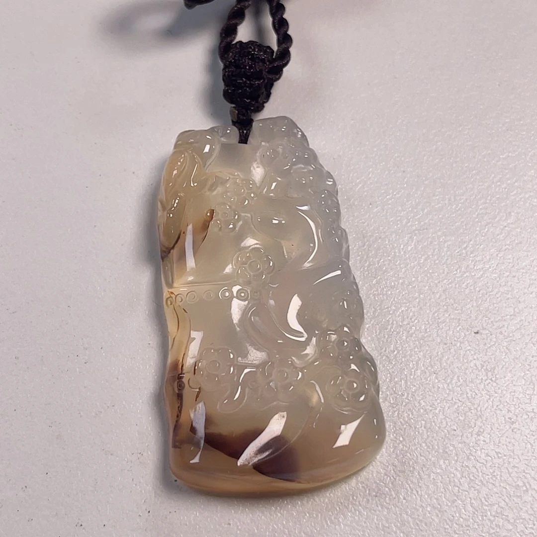 高***好玛瑙/玉髓未镶嵌颈饰