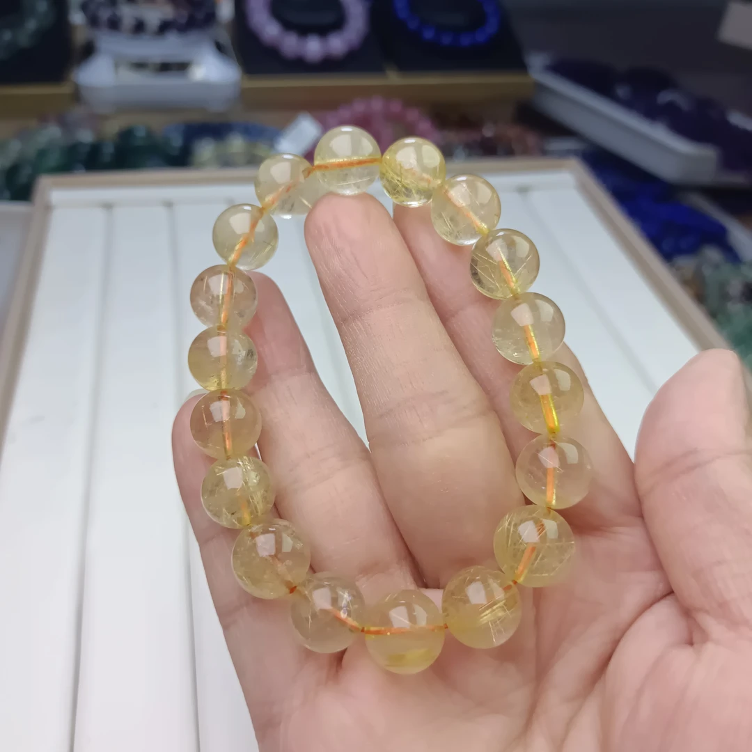 天然水晶金发晶手串 多样性发其一