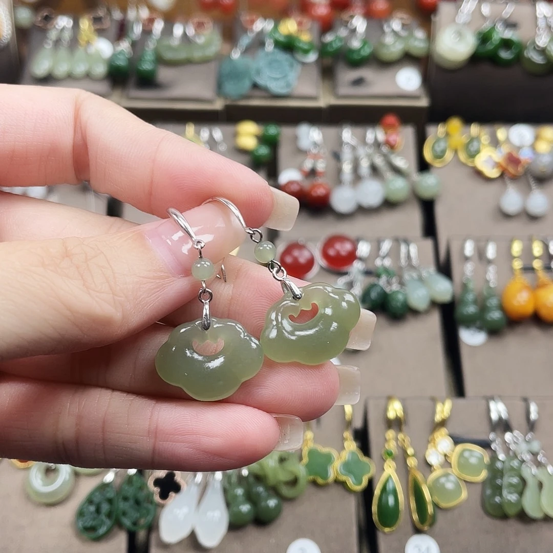 和田玉银S925镶嵌耳饰