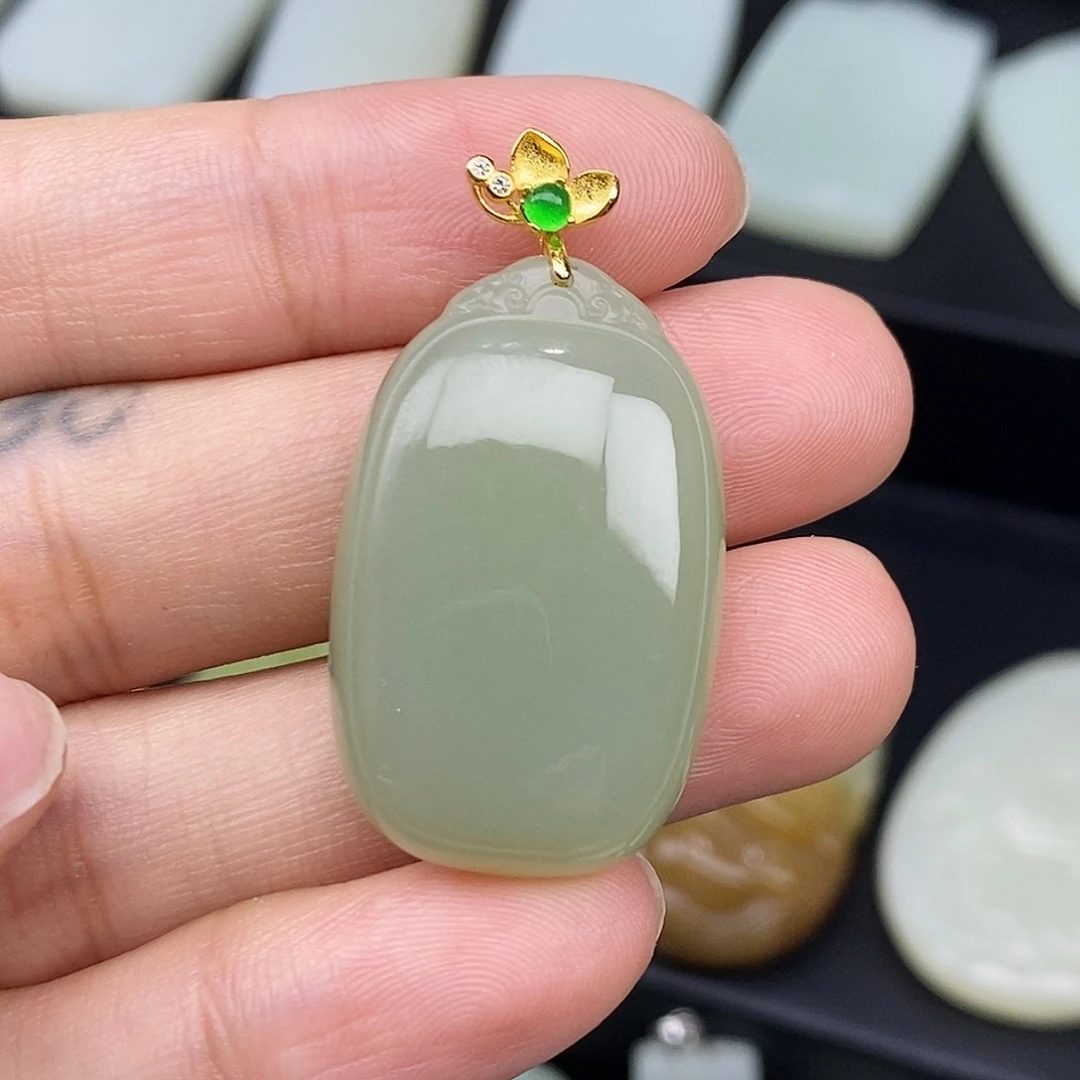 和田玉银S925镶嵌颈饰