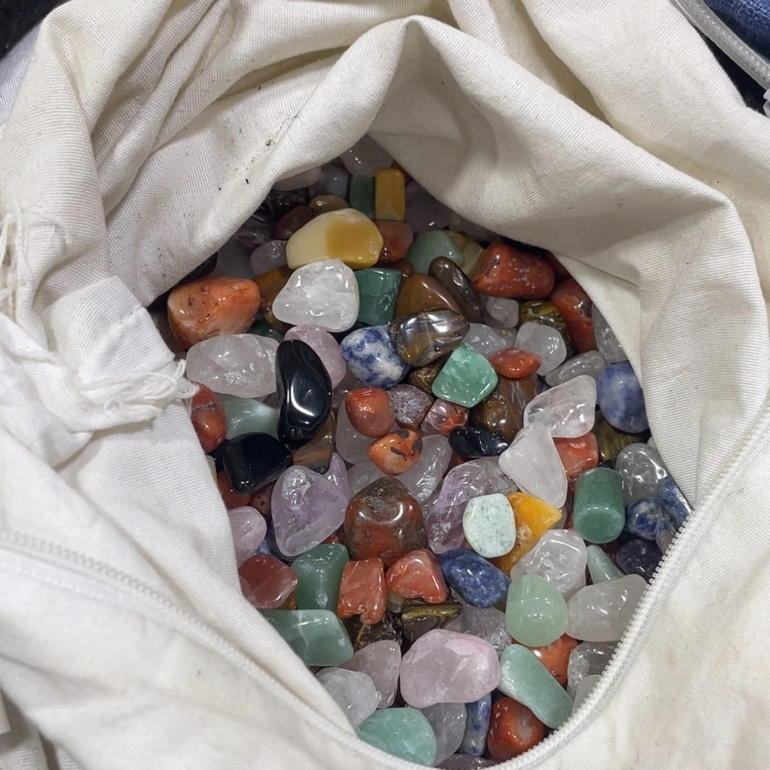 水晶摆件……未镶嵌8斤