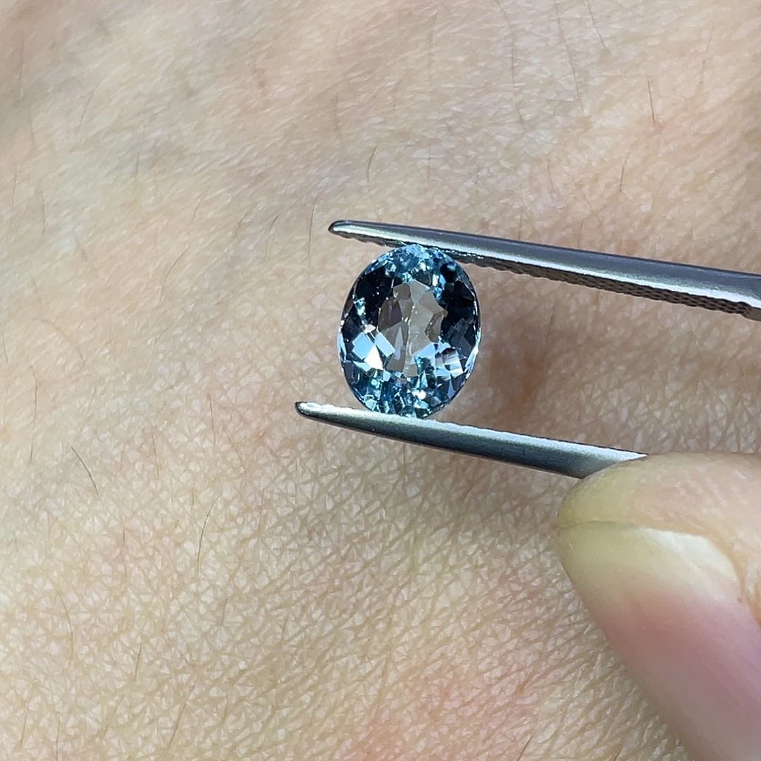 裸石海蓝宝石1.61克拉圣玛利亚色