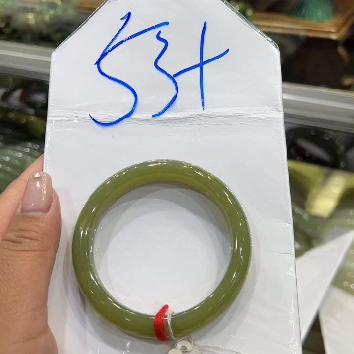 和田玉手镯未镶嵌碗*