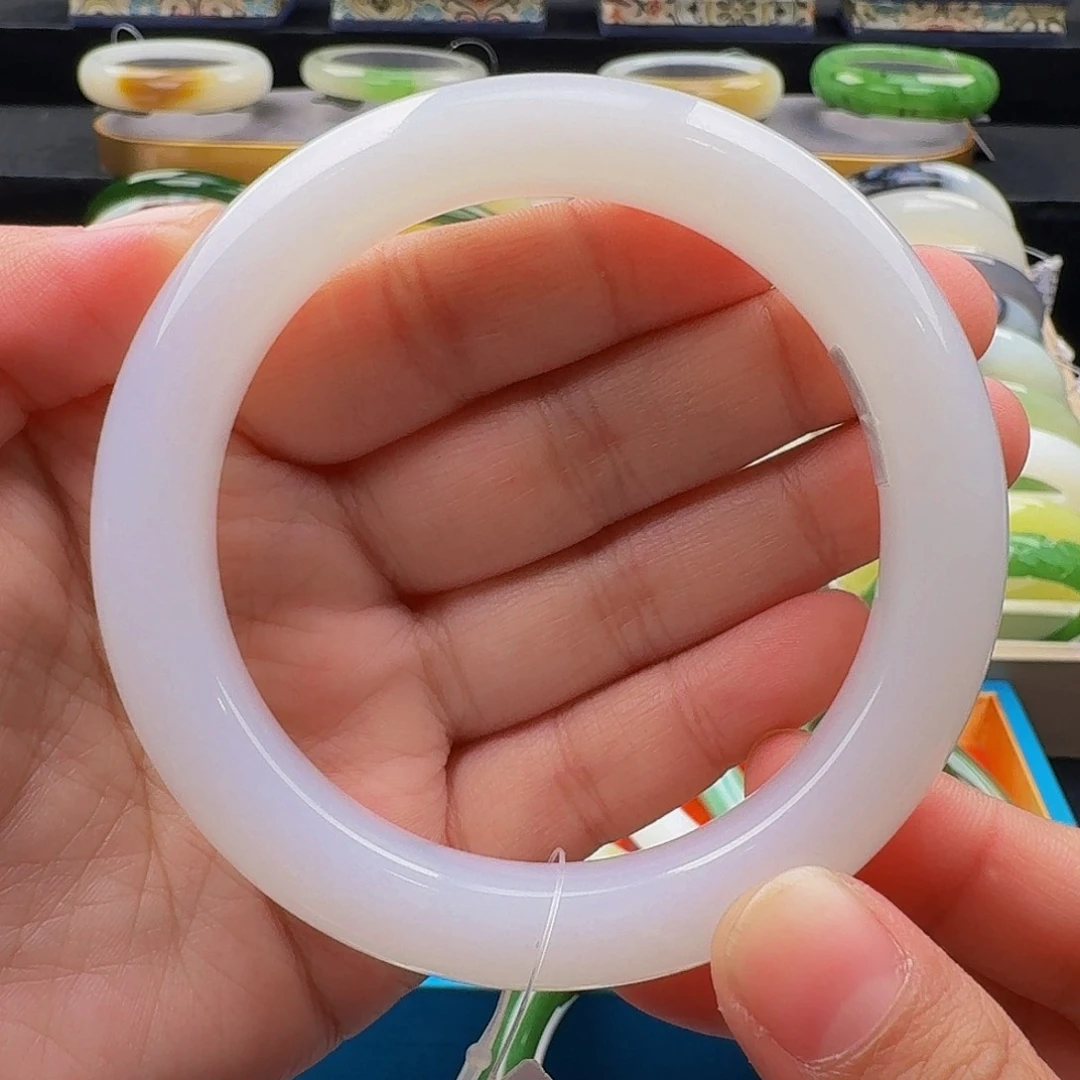 未镶嵌手镯和田玉58.8无包容！