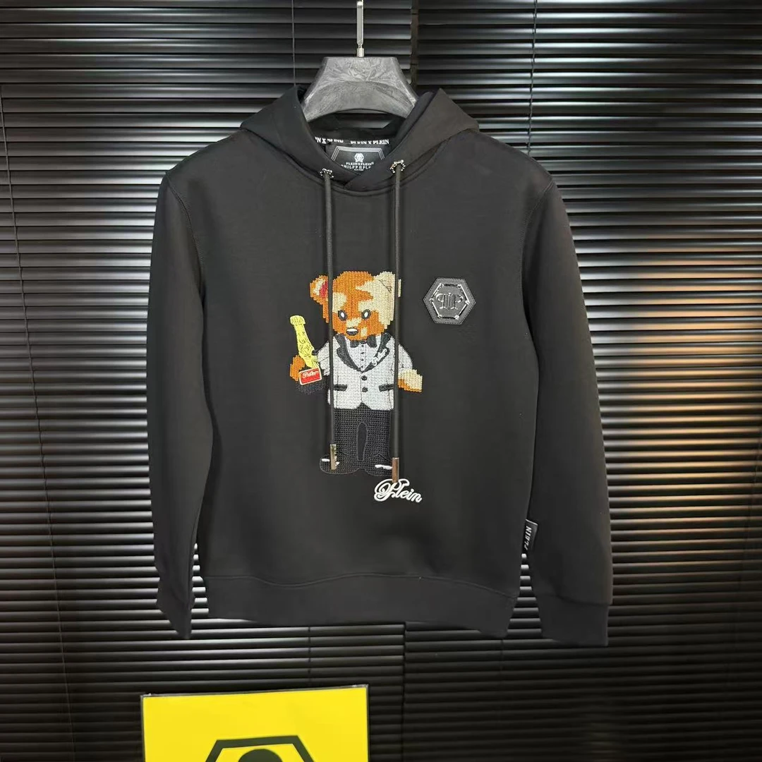 高品质欧货潮牌小熊烫钻秋冬时尚潮流印花男款上衣连帽卫衣W9001