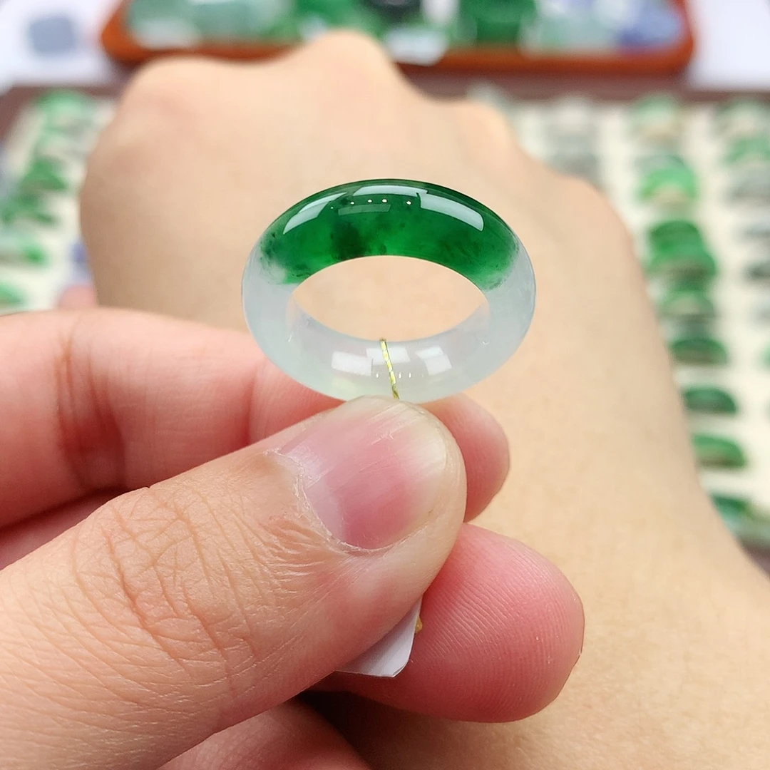 翡翠戒指未镶嵌8号