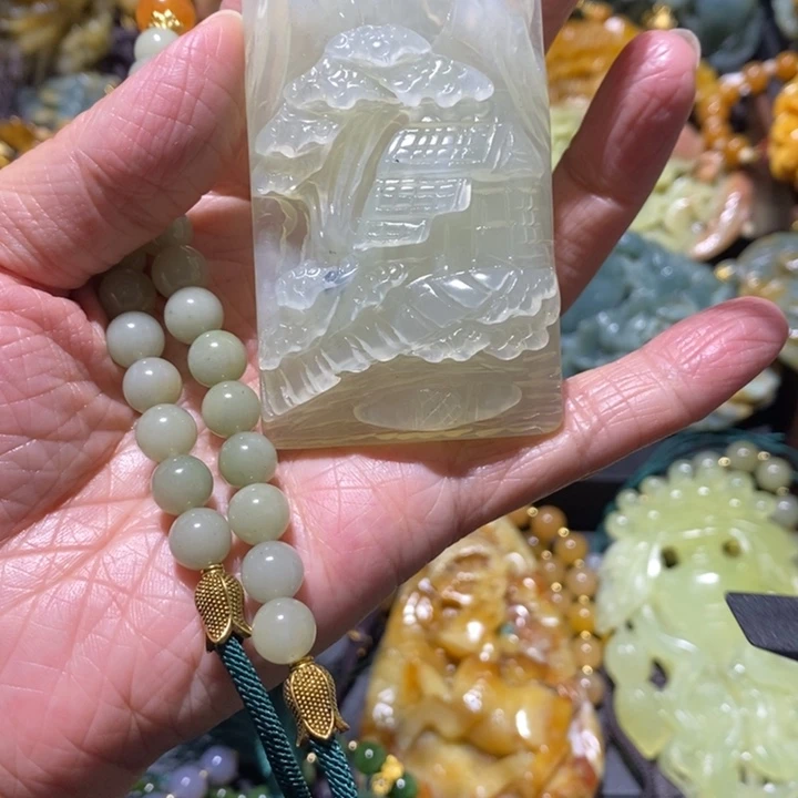 岫玉岫玉吊坠未镶嵌