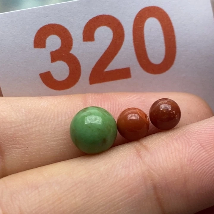 南红玛瑙未镶嵌珠宝奇石