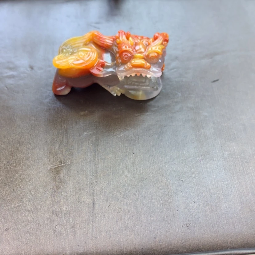 【闪购商品】未镶嵌石英质玉（黄龙玉）颈饰伊*美