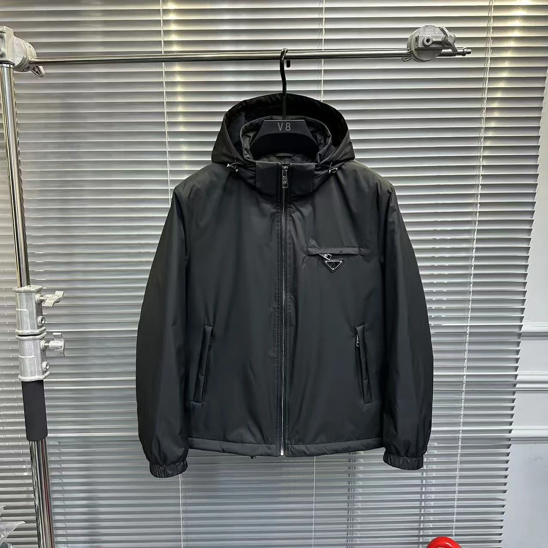 夹克连帽8819春季保暖秋季休闲运动男士冲锋衣冬季潮流短款时尚