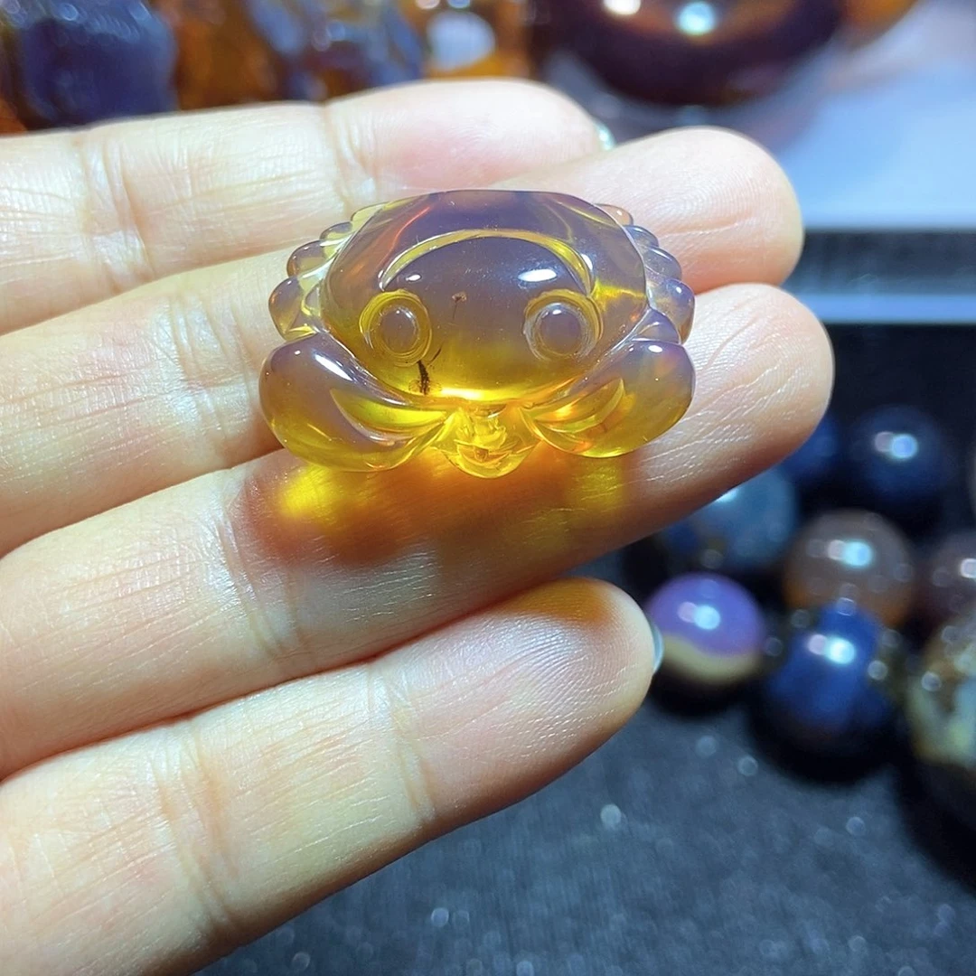 未镶嵌颈饰琥珀缅甸天然琥珀吊坠