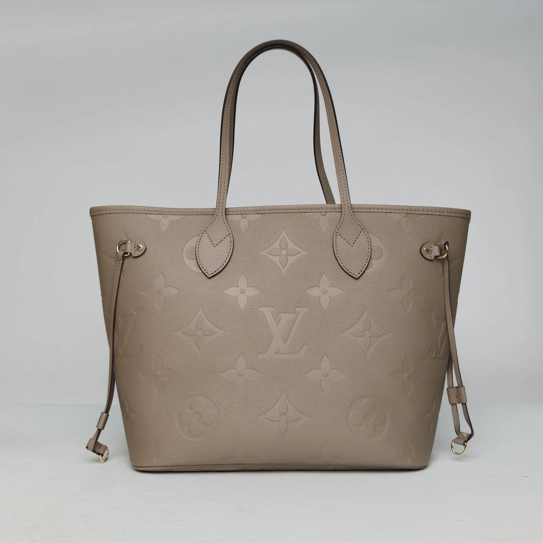 99新 LouisVuitton/路易威登 【黑黑】Neverfull 中号 31 配子袋