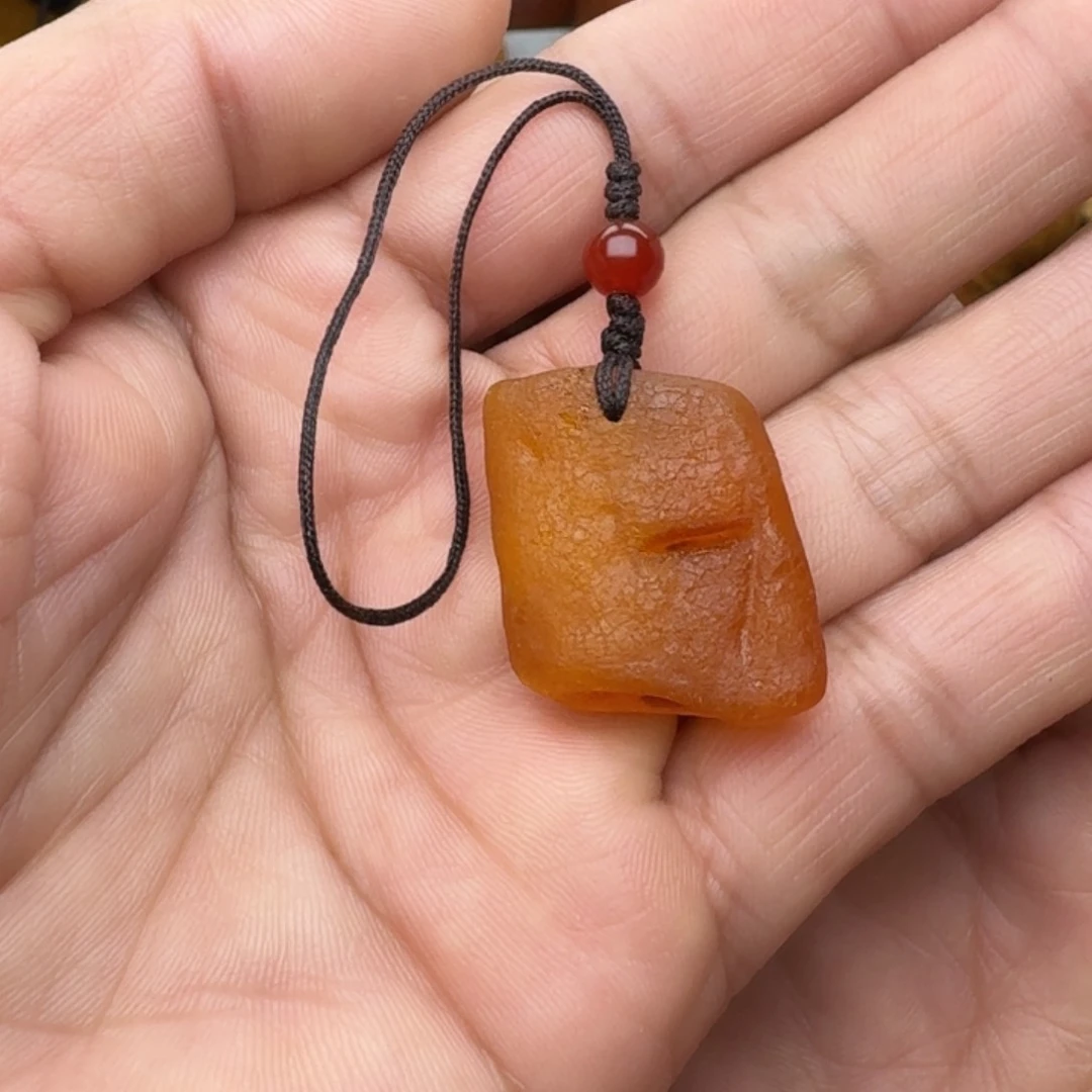 琥珀裸石未镶嵌天然蜜蜡原石手机吊坠