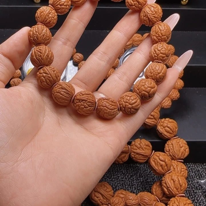 赵***赵吊坠文玩核桃龙纹桃核