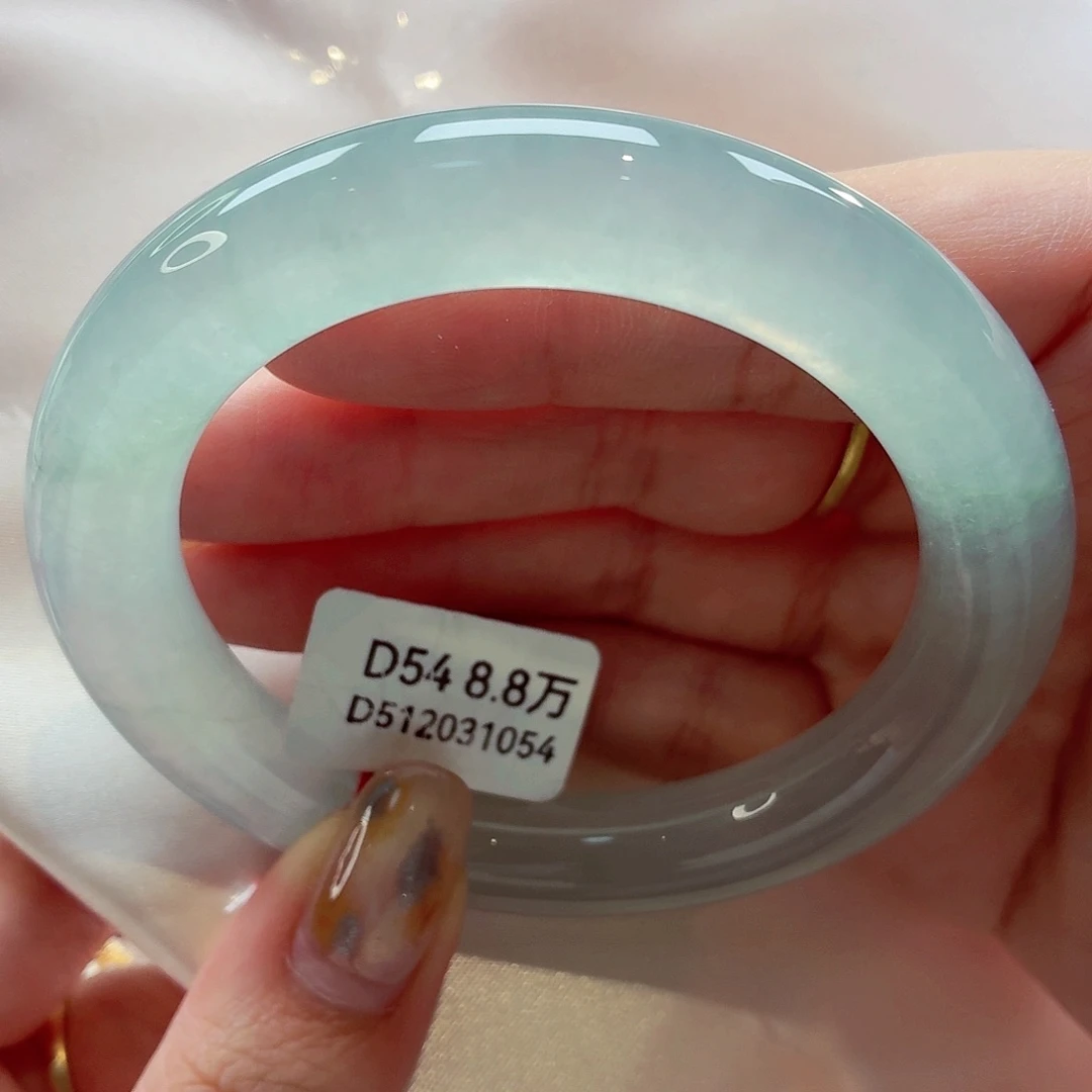 翡翠未镶嵌手镯（圆镯）22（46号）