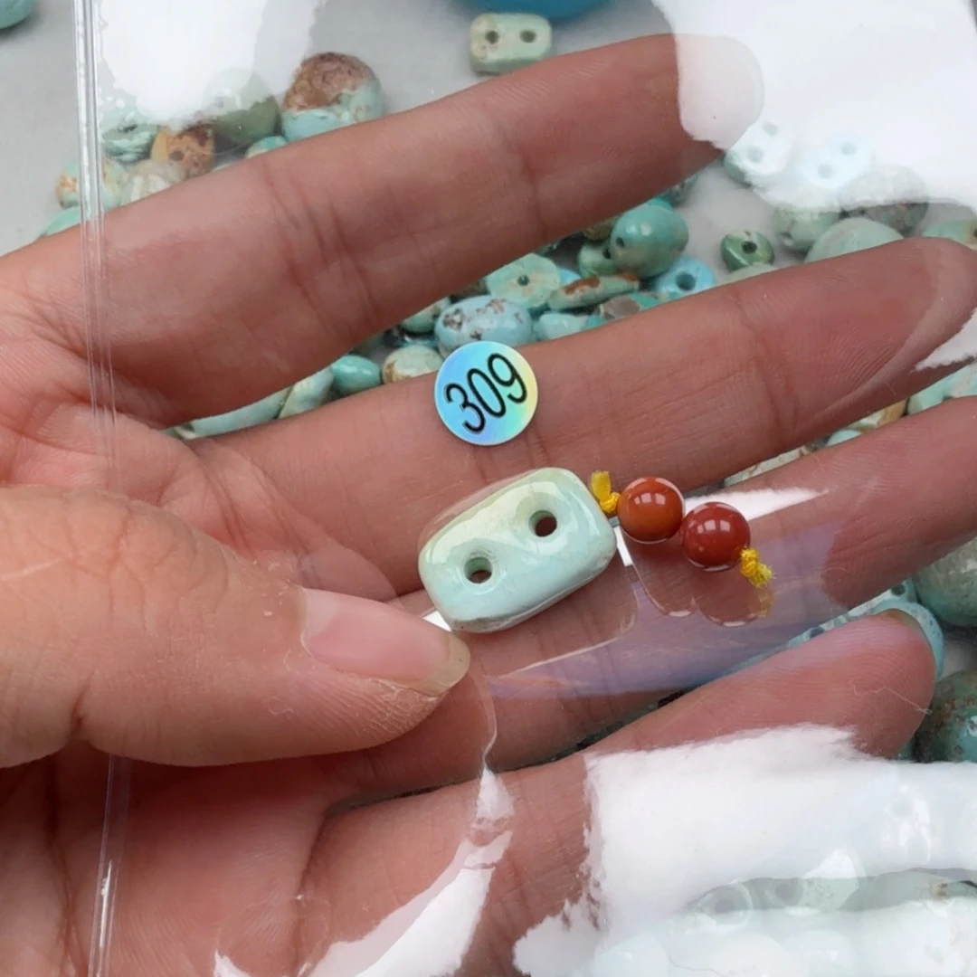南红玛瑙未镶嵌珠宝奇石