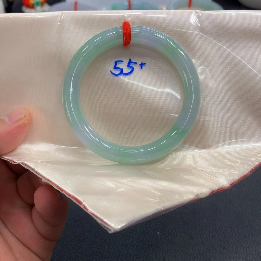 未镶嵌手镯翡翠翡翠手镯