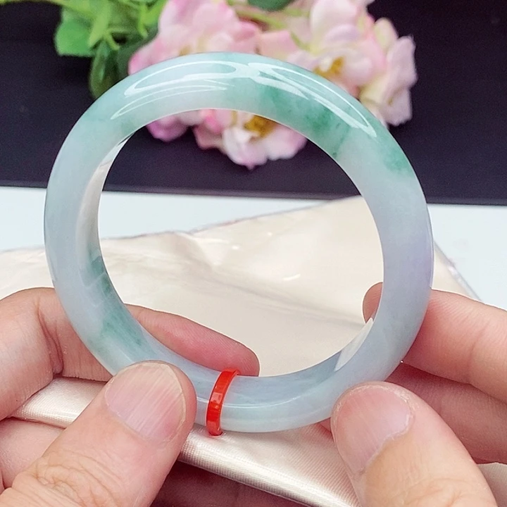 叮***猪翡翠手镯未镶嵌58圈