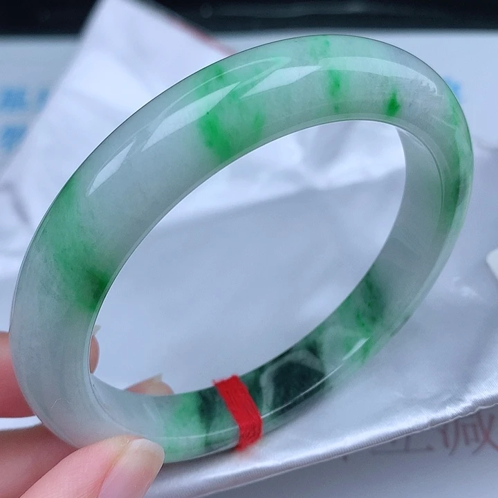 未镶嵌手镯翡翠天然