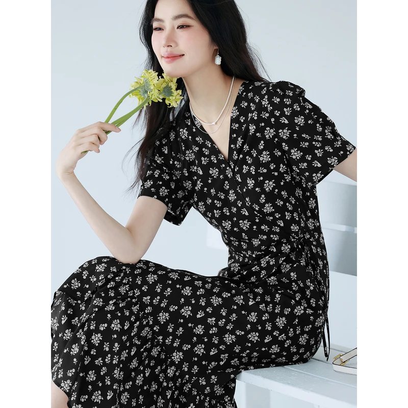 伊芙丽设计感气质黑色围裹式鱼尾长款碎花连衣裙女1G3993161