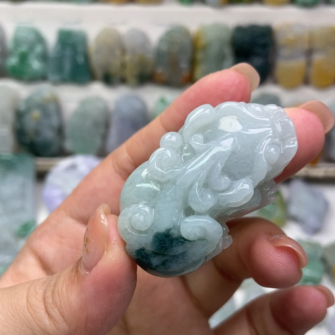 吊坠(赠链)未镶嵌翡翠