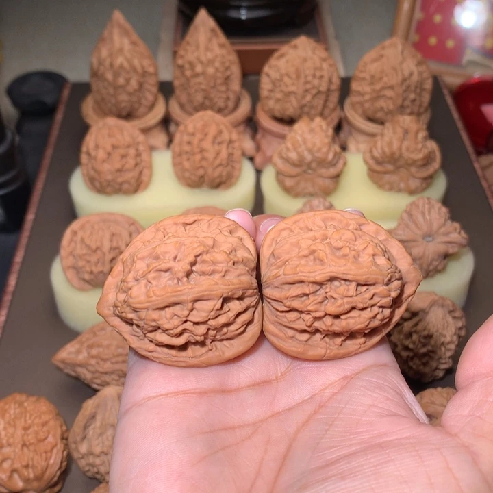 核桃文玩核桃把件龙门柱