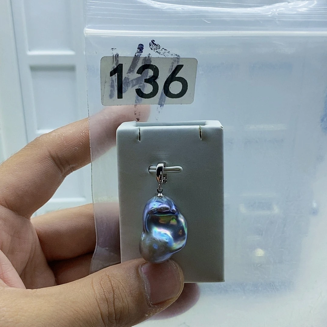 淡水珍珠合金颈饰