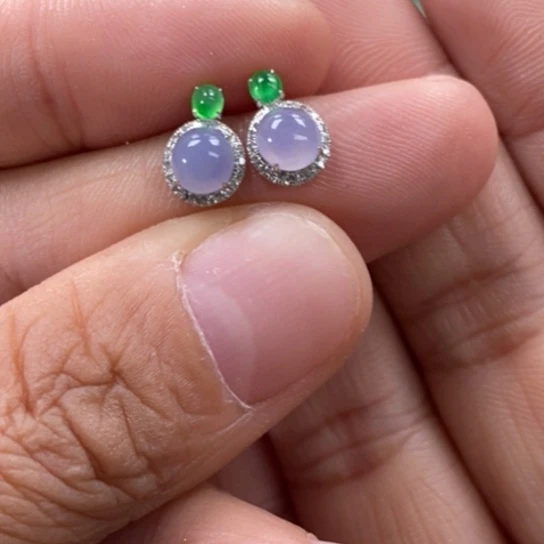 翡翠18K金镶嵌颈饰耳钉