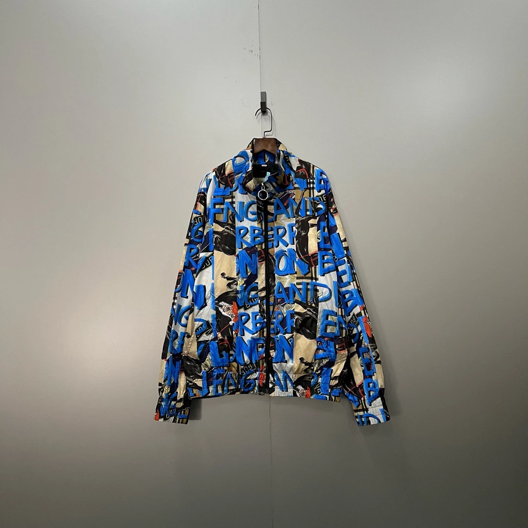 95新 BURBERRY/博柏利 q219 涂鸦字母满印拉链夹克 52码/fg200553