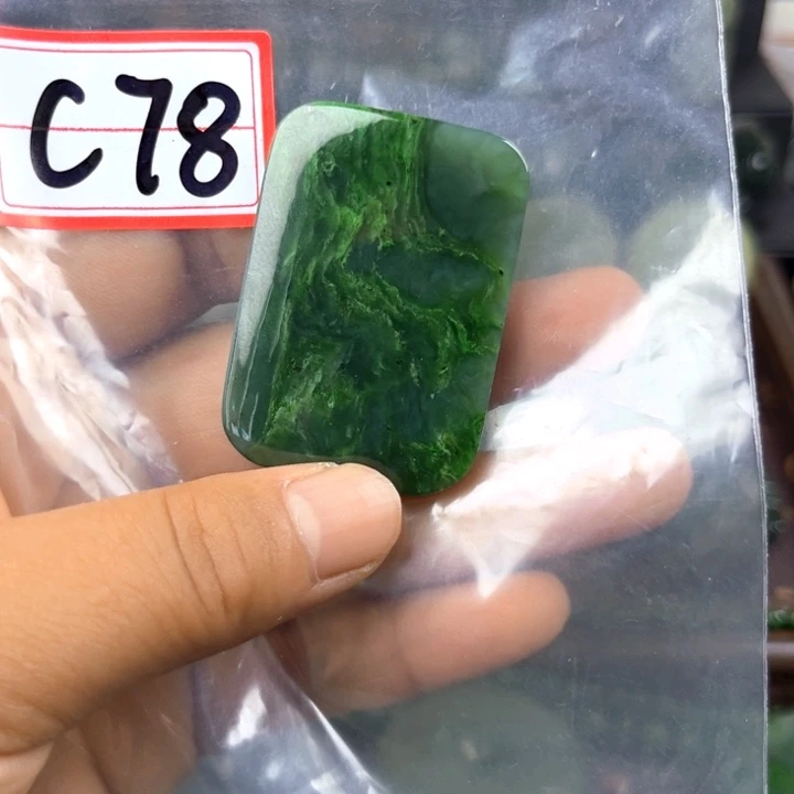 和田玉未镶嵌珠宝半成品
