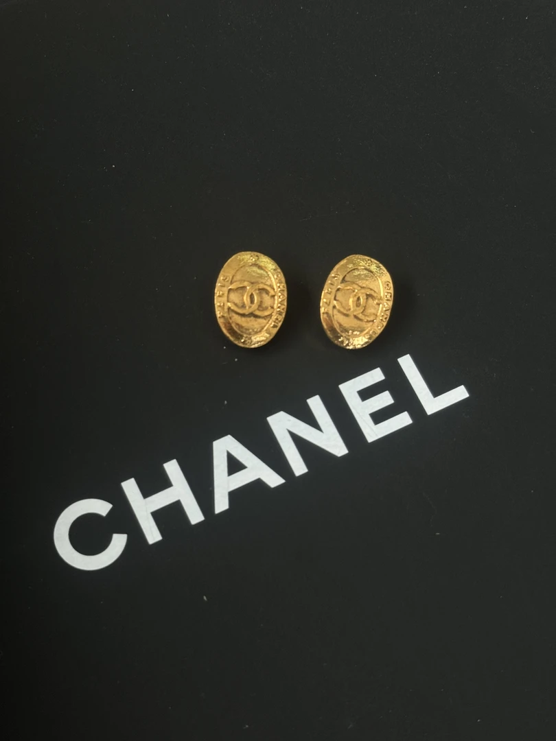 95新 Chanel/香奈儿 中古圆牌耳夹 5004659
