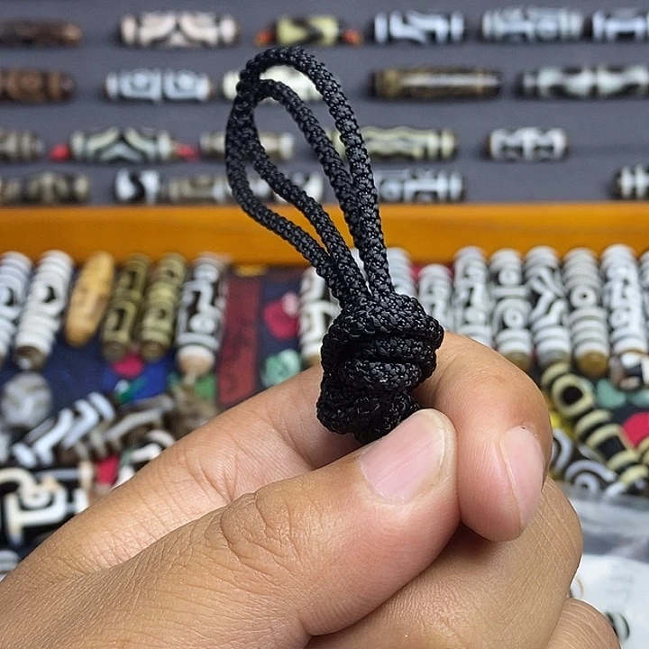 玛瑙/玉髓颈饰未镶嵌天****神