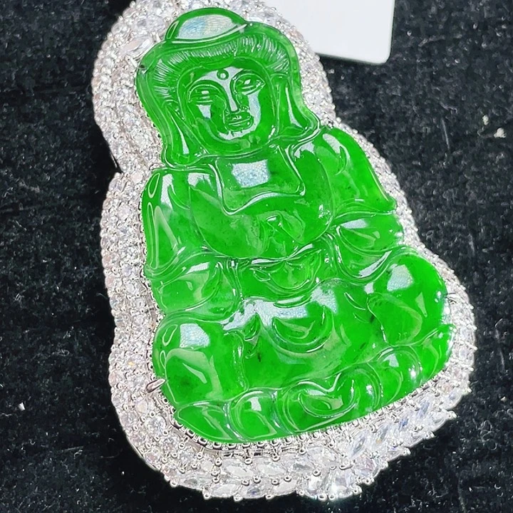 翡翠未镶嵌颈饰81