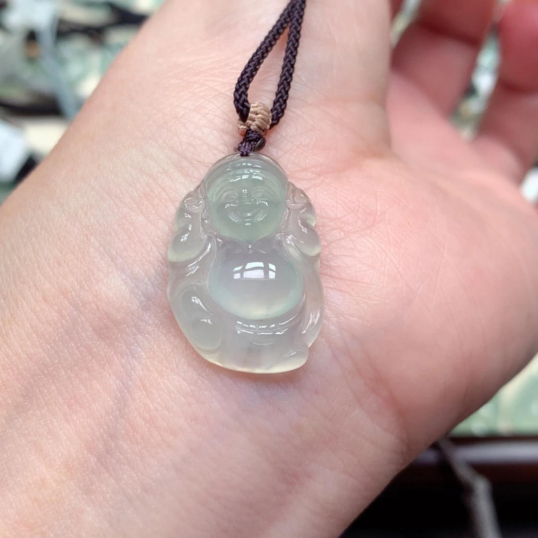 翡翠未镶嵌颈饰财神