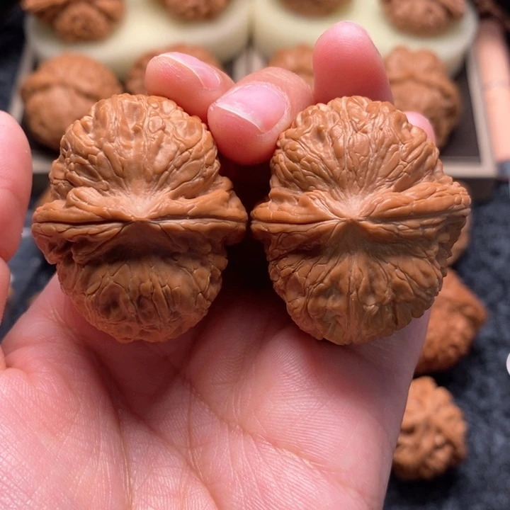 文玩核桃把件精品大元宝40