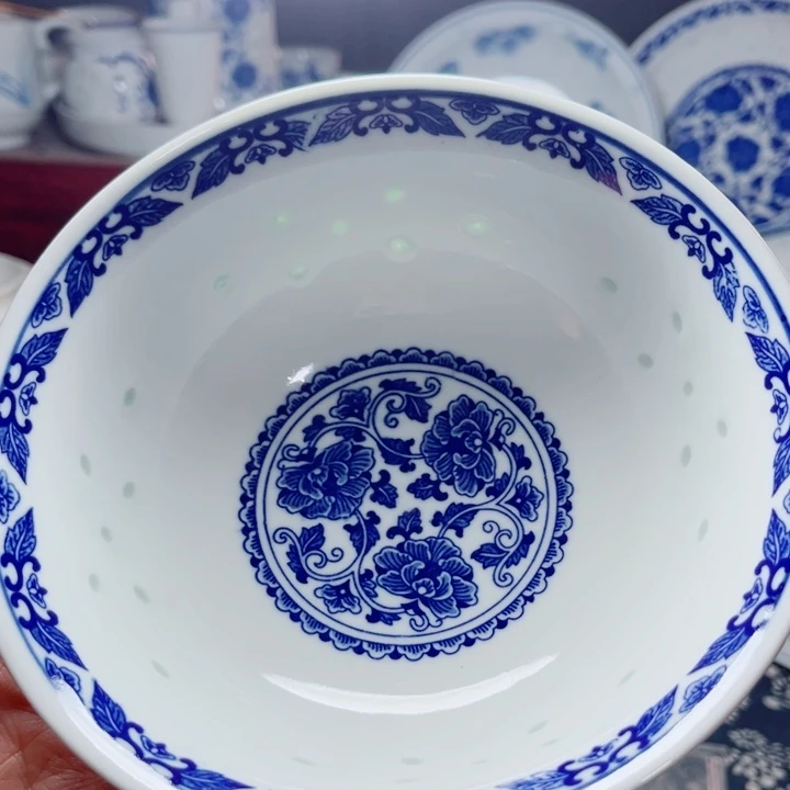 青花玲珑6寸面碗牡丹花