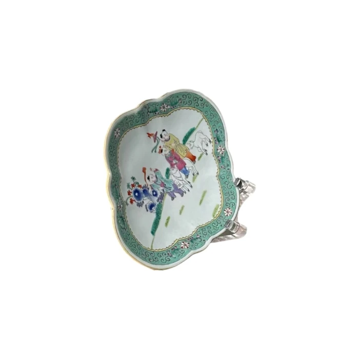 清同治粉彩人物故事图粉彩高足赏盘