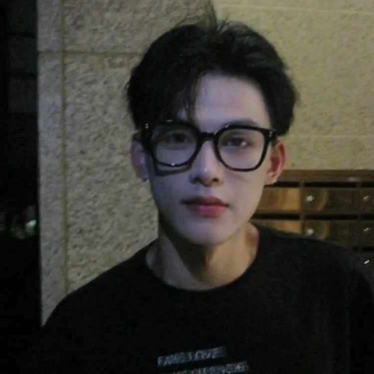 韩版方形黑框素颜近视眼镜男小脸防蓝光可配度数圆脸眼镜框架女潮