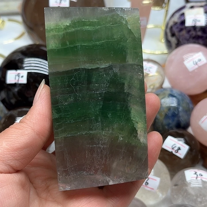 水晶458克无事牌未镶嵌