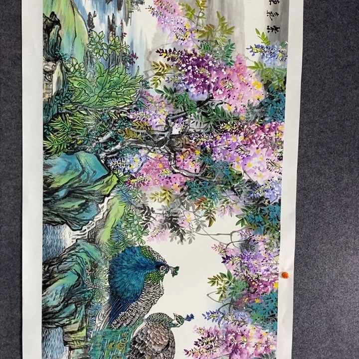 手绘作品等多种形式进行