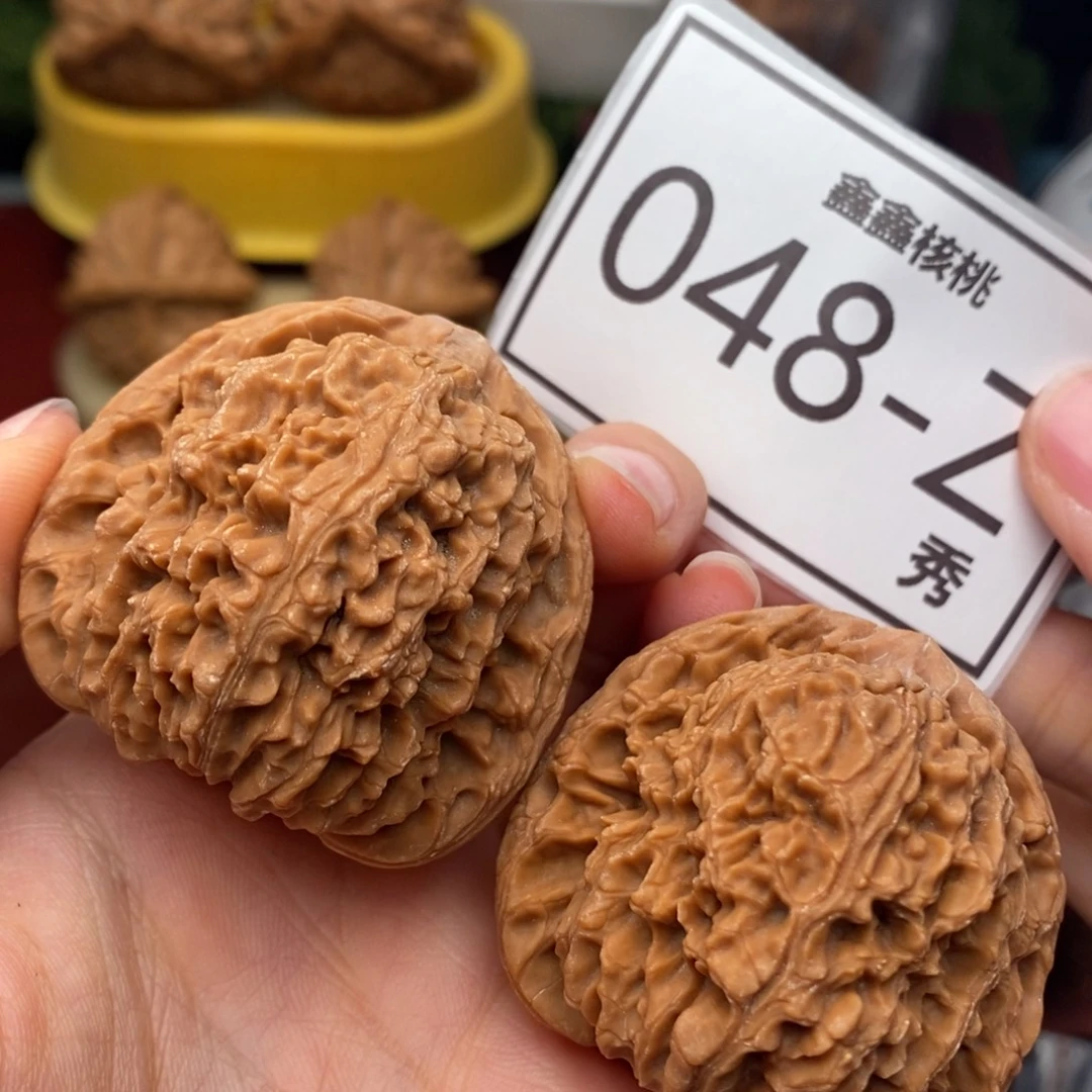 庚***仔把件文玩核桃南疆43……