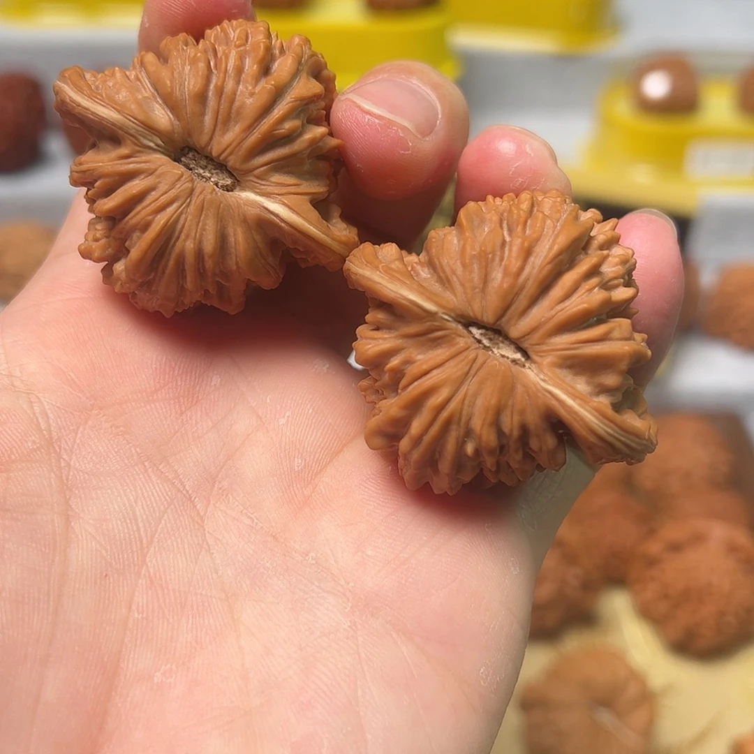 文玩核桃把件45四座楼