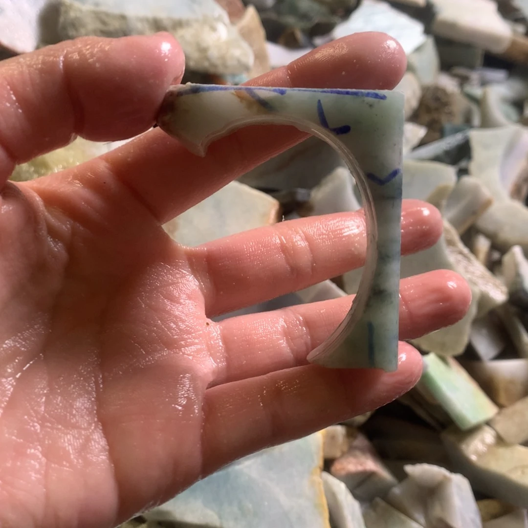 翡翠颈饰未镶嵌缅甸翡翠